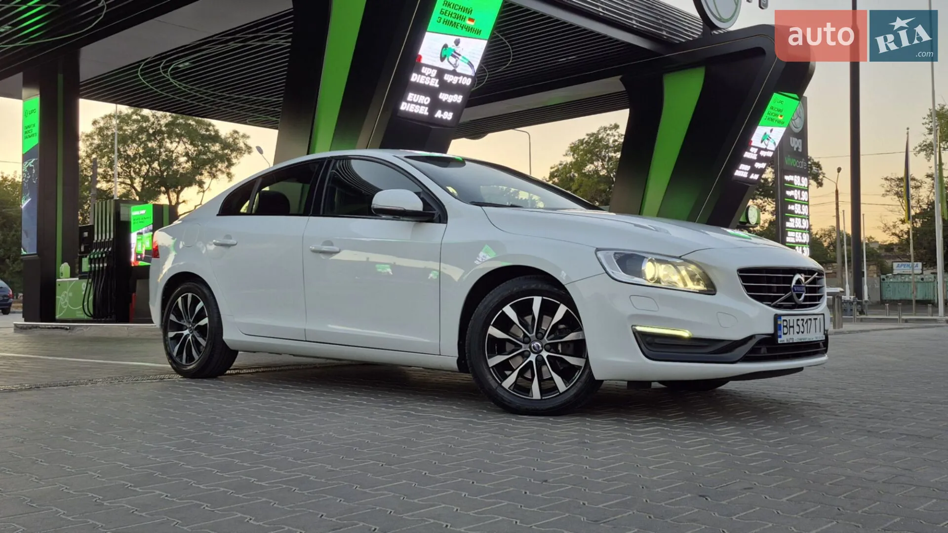 2017 Volvo S60 - мініатюра 5