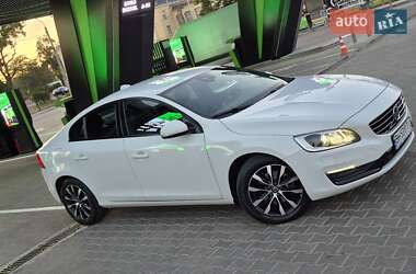 Седан Volvo S60 2017 в 