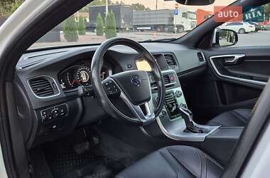 Седан Volvo S60 2017 в 