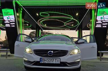 Седан Volvo S60 2017 в 