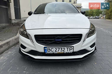 Седан Volvo S60 2013 в 