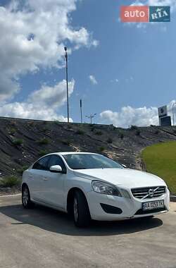 Volvo S60 2011