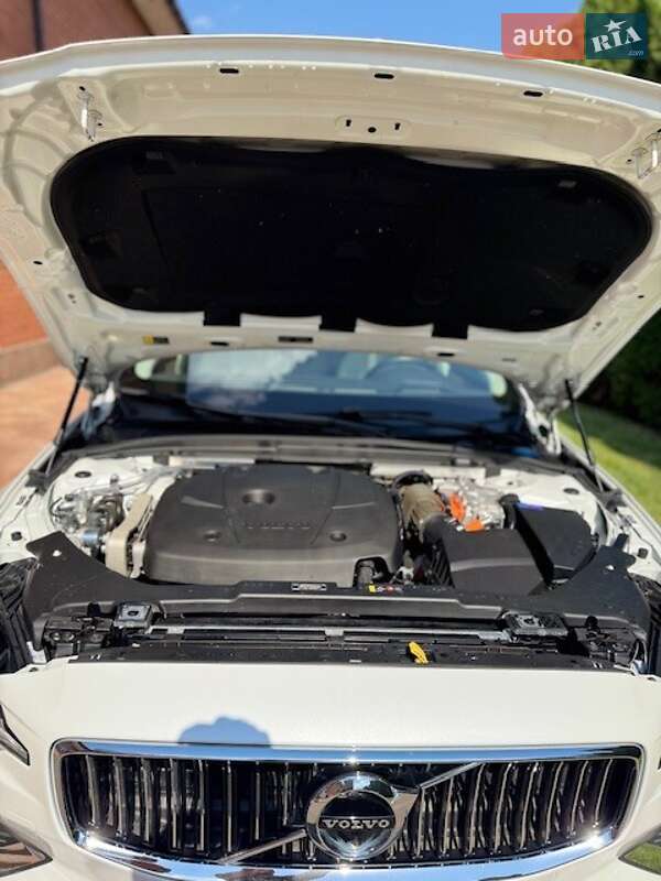 Седан Volvo S60 2020 в Києві фото 38 Седан Volvo S60 2020 в Києві