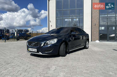 Volvo S60 2011
