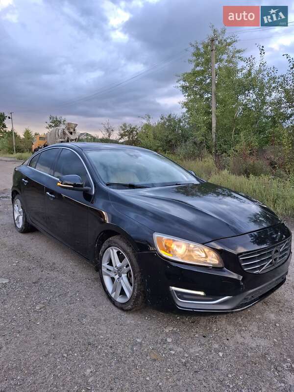 Volvo S60 2015