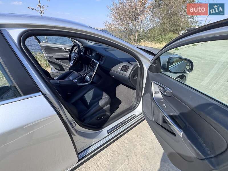 Седан Volvo S60 2013 в Николаеве фото 36 Седан Volvo S60 2013 в Николаеве