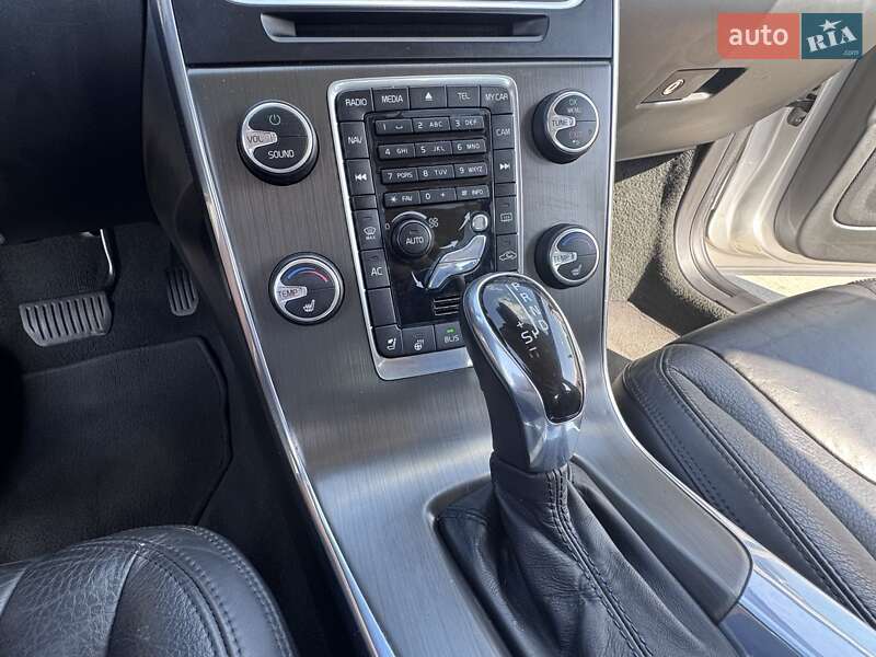 Седан Volvo S60 2013 в Николаеве фото 43 Седан Volvo S60 2013 в Николаеве