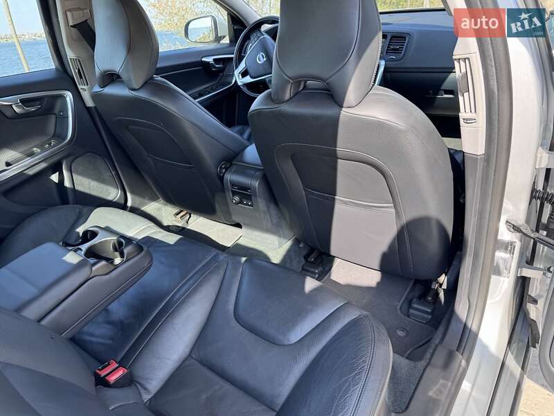 Седан Volvo S60 2013 в Николаеве фото 56 Седан Volvo S60 2013 в Николаеве