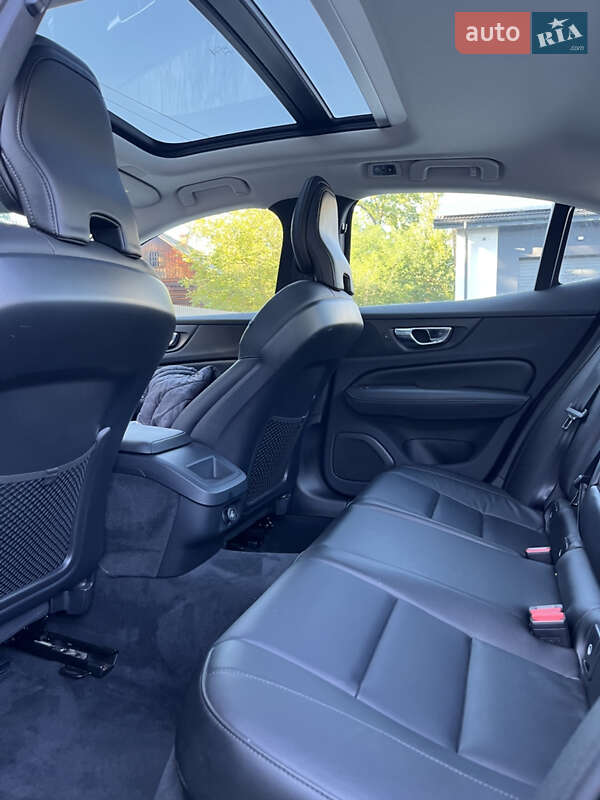 Седан Volvo S60 2019 в Івано-Франківську