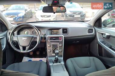Седан Volvo S60 2012 в 
