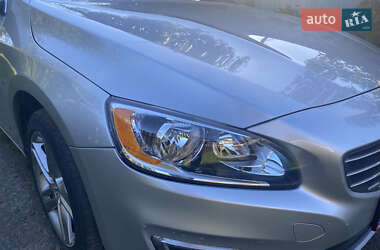 Седан Volvo S60 2013 в 