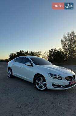 Volvo S60 2015