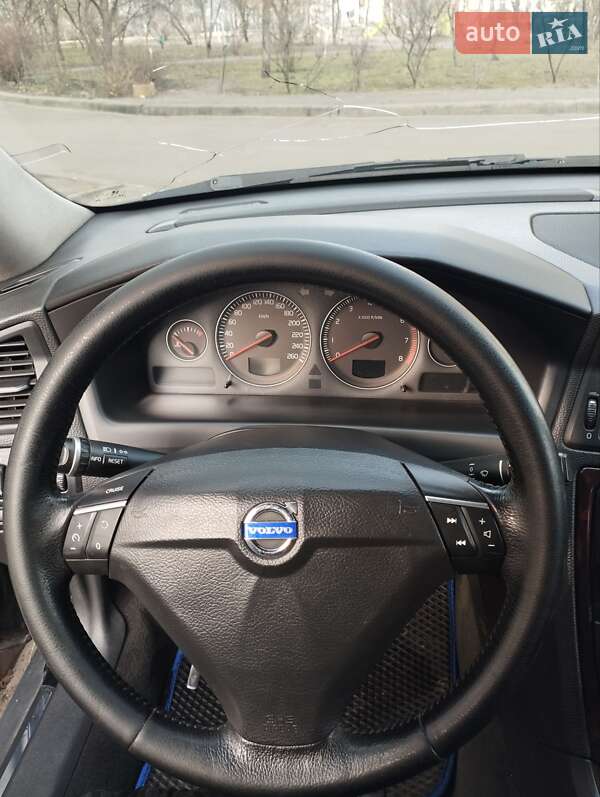 Седан Volvo S60 2006 в Киеве фото 31 Седан Volvo S60 2006 в Киеве