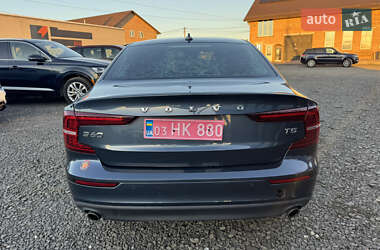 Седан Volvo S60 2020 в 