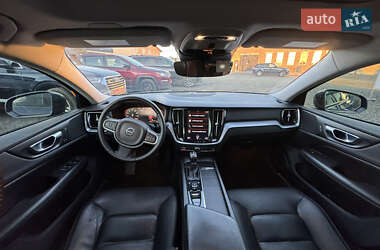 Седан Volvo S60 2020 в 