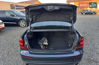 Седан Volvo S60 2020 в 