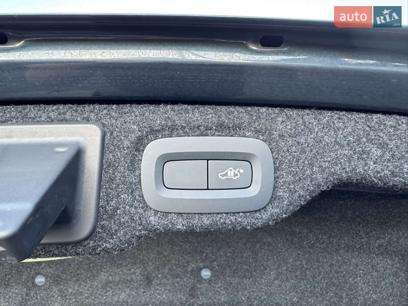 Седан Volvo S60 2020 в Луцке фото 27 Седан Volvo S60 2020 в Луцке