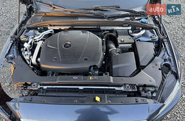 Седан Volvo S60 2020 в 