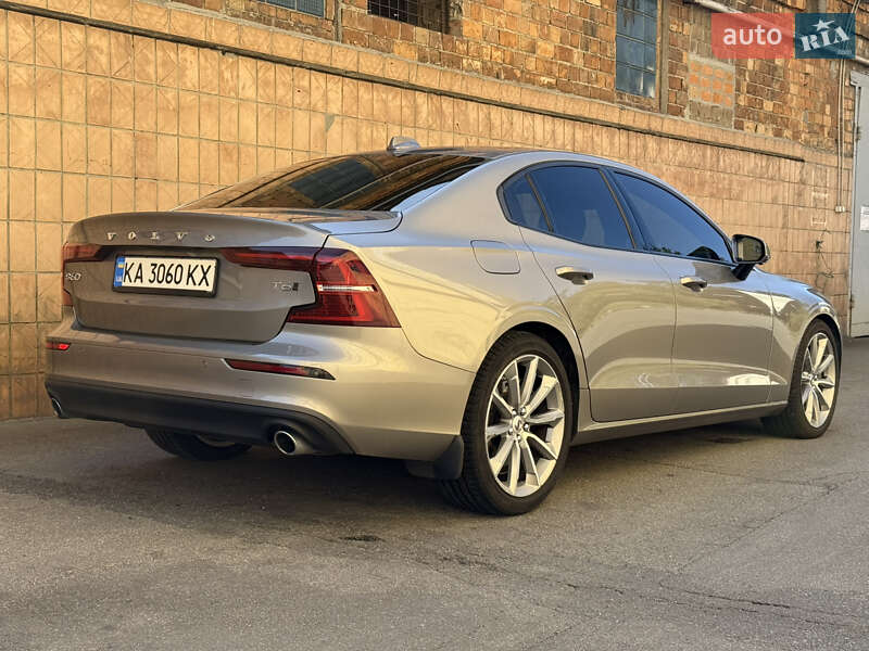 Седан Volvo S60 2019 в Киеве фото 6 Седан Volvo S60 2019 в Киеве