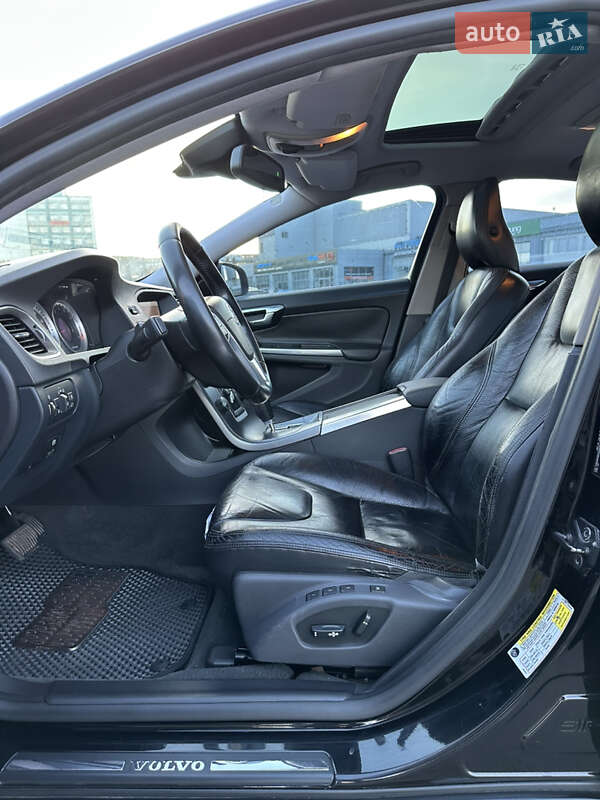 Седан Volvo S60 2011 в Києві