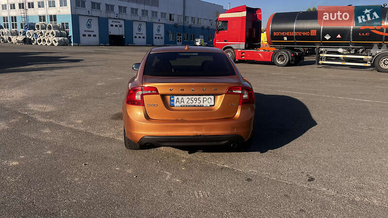 Седан Volvo S60 2011 в Киеве
