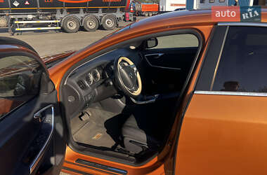 Седан Volvo S60 2011 в 