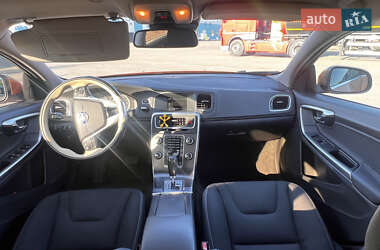 Седан Volvo S60 2011 в 