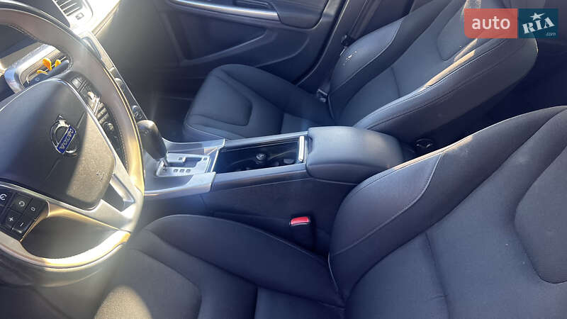 Седан Volvo S60 2011 в Киеве