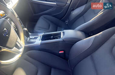 Седан Volvo S60 2011 в 