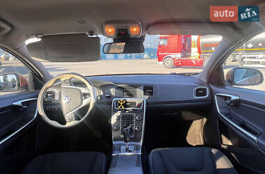 Седан Volvo S60 2011 в 