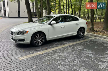 Седан Volvo S60 2017 в 