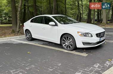 Седан Volvo S60 2017 в Луцьку