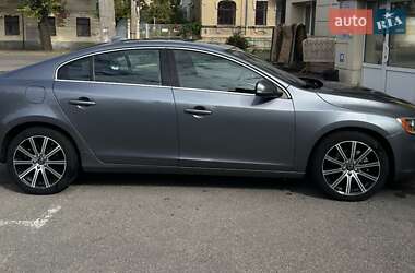 Седан Volvo S60 2016 в 