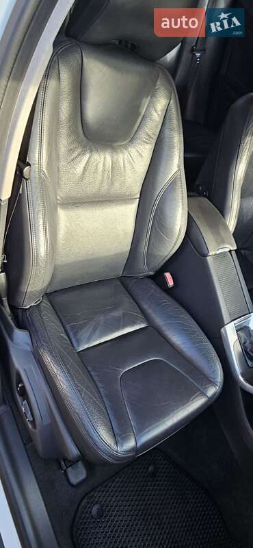 Седан Volvo S60 2013 в Киеве фото 16 Седан Volvo S60 2013 в Киеве