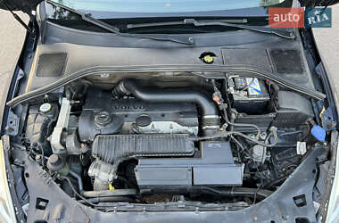 Седан Volvo S60 2012 в 