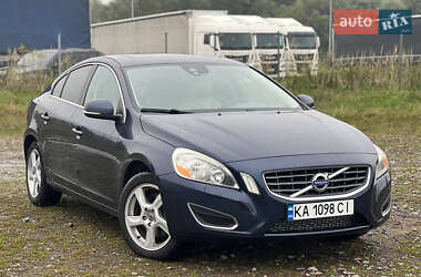 Volvo S60 2011