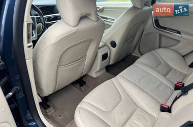 Седан Volvo S60 2011 в 