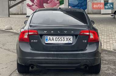 Седан Volvo S60 2011 в 