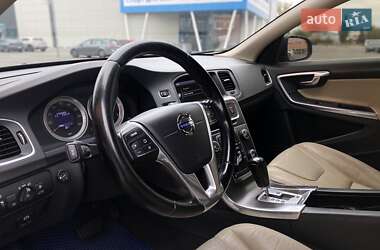Седан Volvo S60 2011 в 