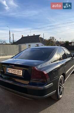 Седан Volvo S60 2004 в 