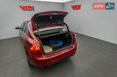Седан Volvo S60 2014 в 