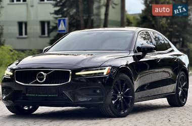 Седан Volvo S60 2021 в 