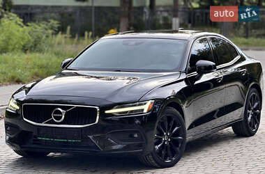 Volvo S60 2021