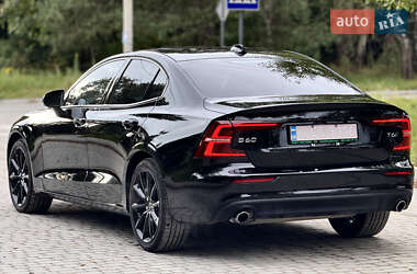 Седан Volvo S60 2021 в 