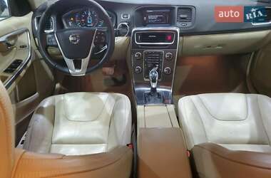 Седан Volvo S60 2014 в 