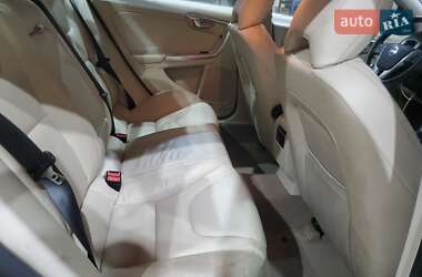 Седан Volvo S60 2014 в 