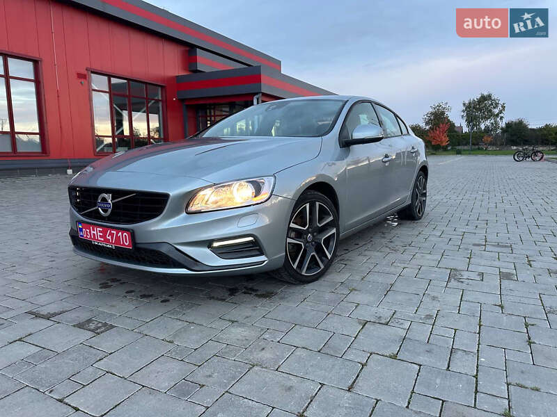 Седан Volvo S60 2017 в Рівному