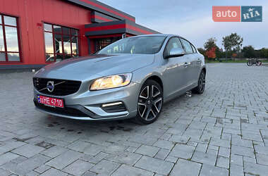 Седан Volvo S60 2017 в 