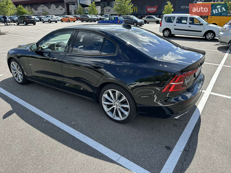 Седан Volvo S60 2020 в Києві фото 6 Седан Volvo S60 2020 в Києві