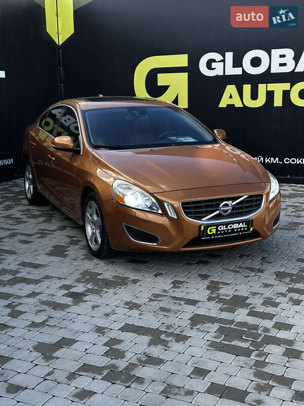 Седан Volvo S60 2013 в Львові фото 2 Седан Volvo S60 2013 в Львові